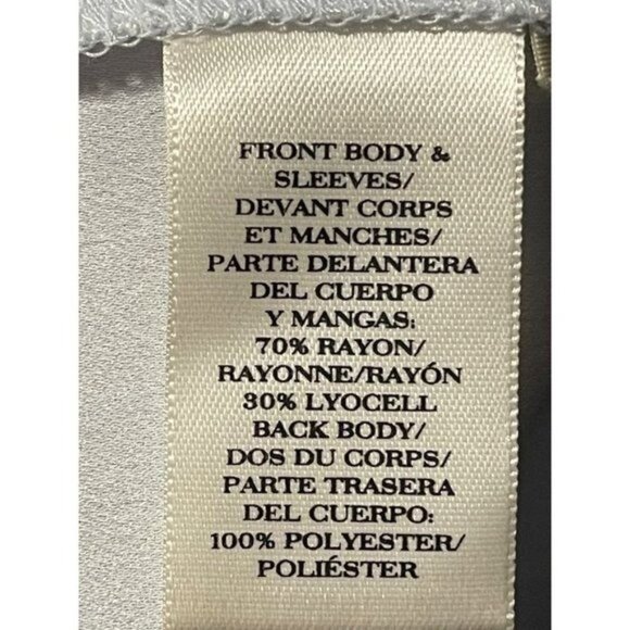 Ann Taylor blouse size Medium pastel blue different back fabric - Picture 4 of 7